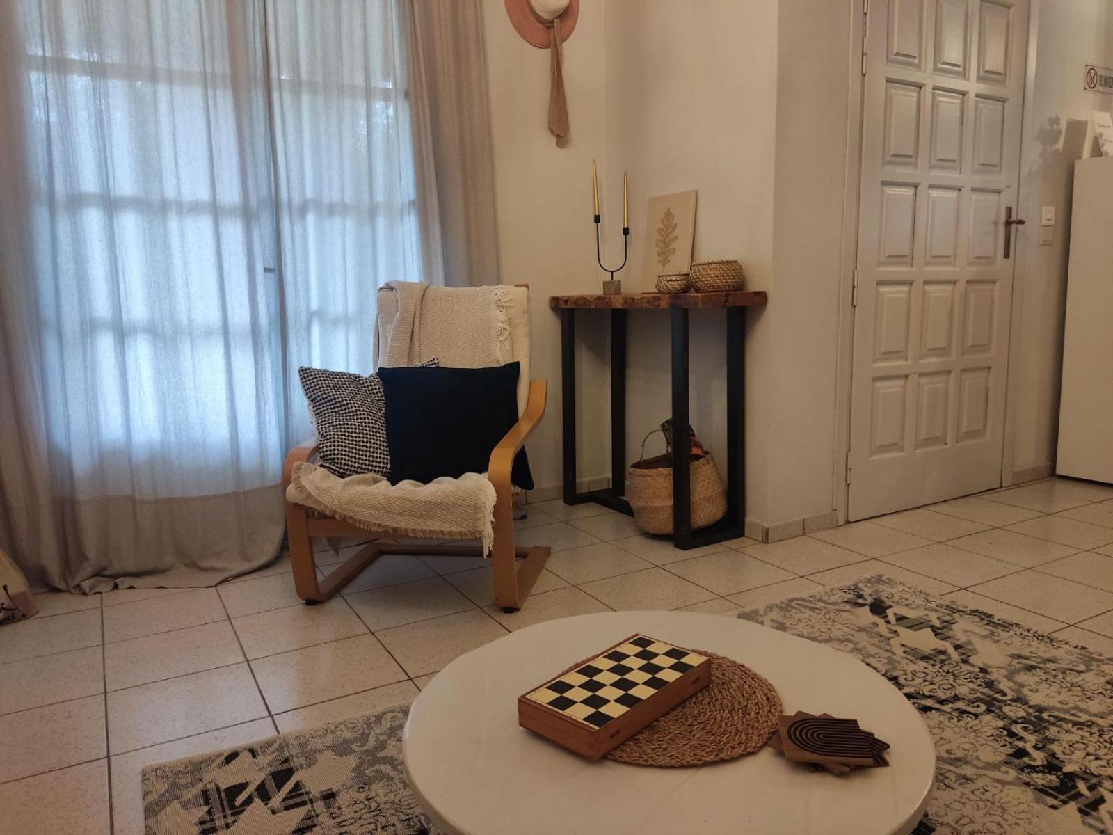 A&V'S Home Agioi Apostoloi  Bagian luar foto